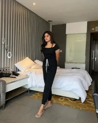 Call Girls Sahibganj Cash On Delivery