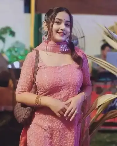 Call Girls Sahibganj Cash On Delivery